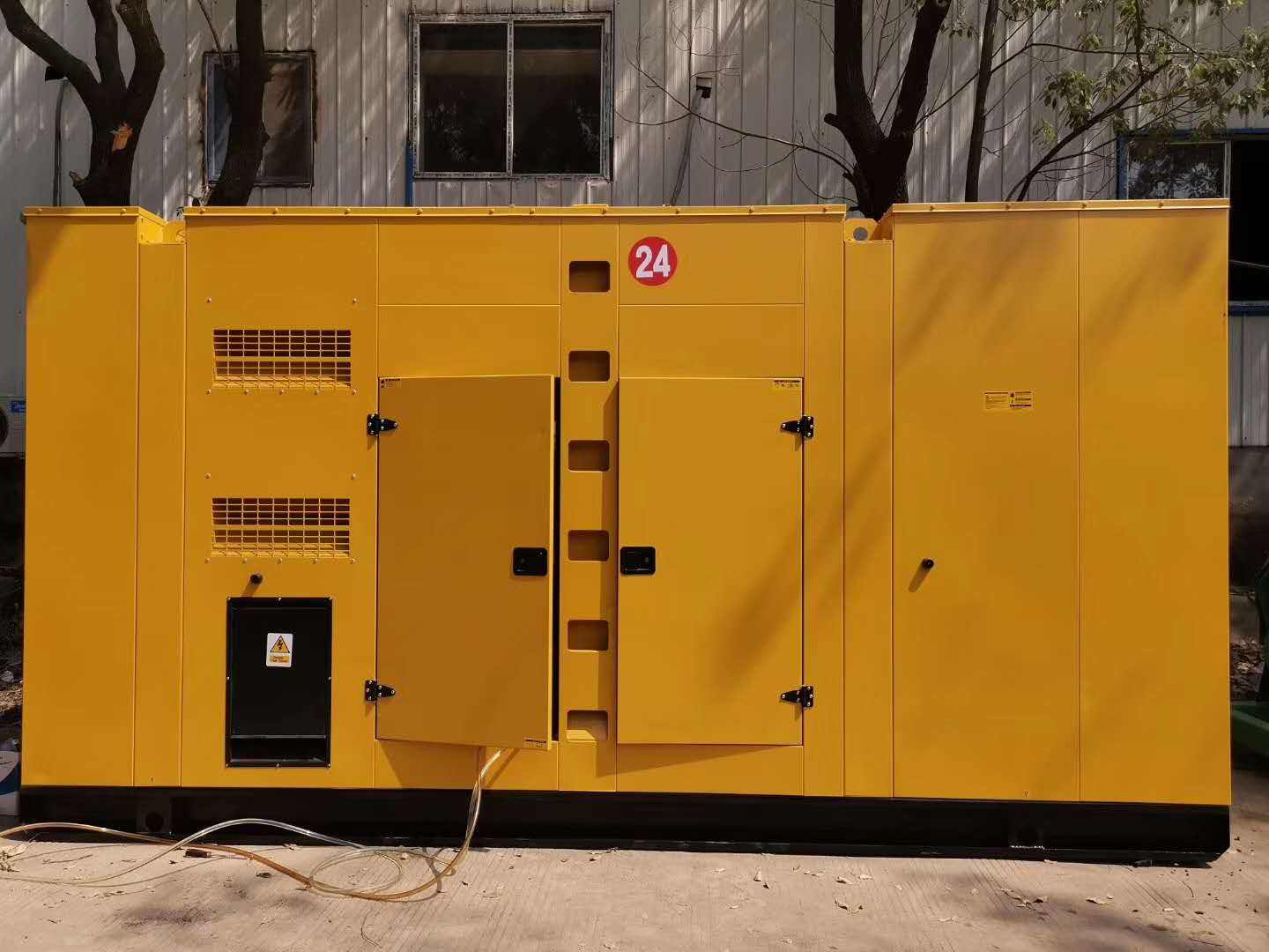 宝山租赁发电机-国产柴油发电机油耗的奥秘