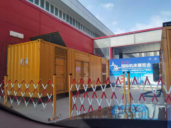 宝山发电车出租-发电机无电压或电压太低怎么办？