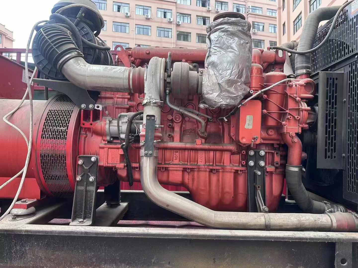 宝山如何选择适合 600kW 柴油发电机组的过载保护器？