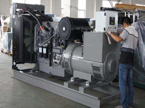 宝山柴油发电机空气滤清器堵塞会对发电机组产生哪些影响？