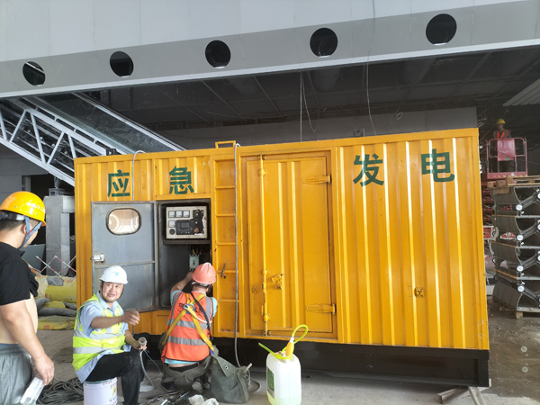 宝山怎样判断空气滤清器是否需要更换？